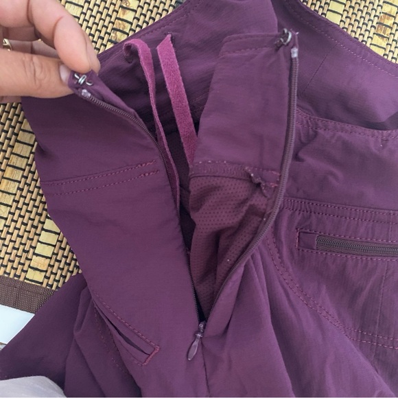 Athleta Rip Stop Skort Sangria Size 4 Hiking Travel Sporty Stretch Breathable - Picture 8 of 13